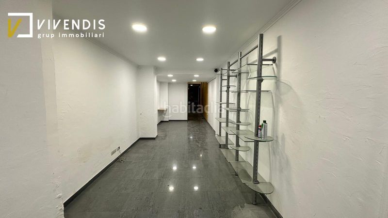 Foto bd4dc612-6ea5-44b1-bd96-92d54974990a. Local comercial a Príncep de Viana-Clot-Xalets Humbert Torres Lleida