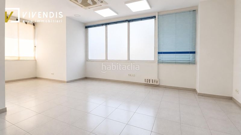 Foto b11e3fb5-77a9-4a22-a8eb-7536f7c64fd4. Local comercial a Centre Històric Lleida