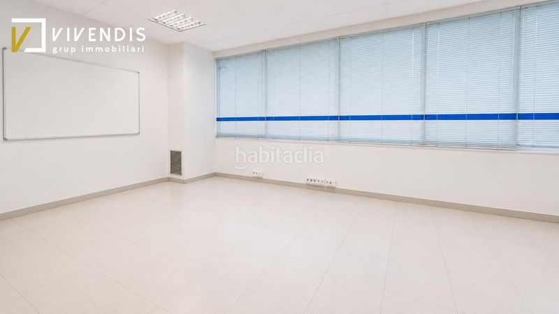 Foto f52ecf91-9a97-492e-8b7a-4786a221c92e. Local comercial a Centre Històric Lleida