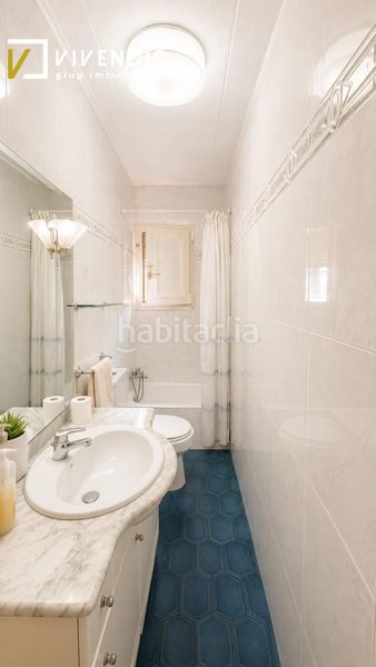 Foto f6989ef5-066e-49b6-8bf9-0b839197e9ed. Casa amb calefacció aparcament a Rosselló