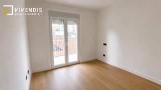 Pis a Príncep de Viana-Clot-Xalets Humbert Torres. Piso en venta  rovira roure