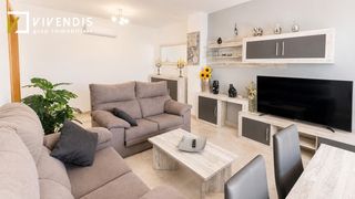 Apartament  Carrer lleida. Hay viviendas que simplemente cumplen una función, y otras que h