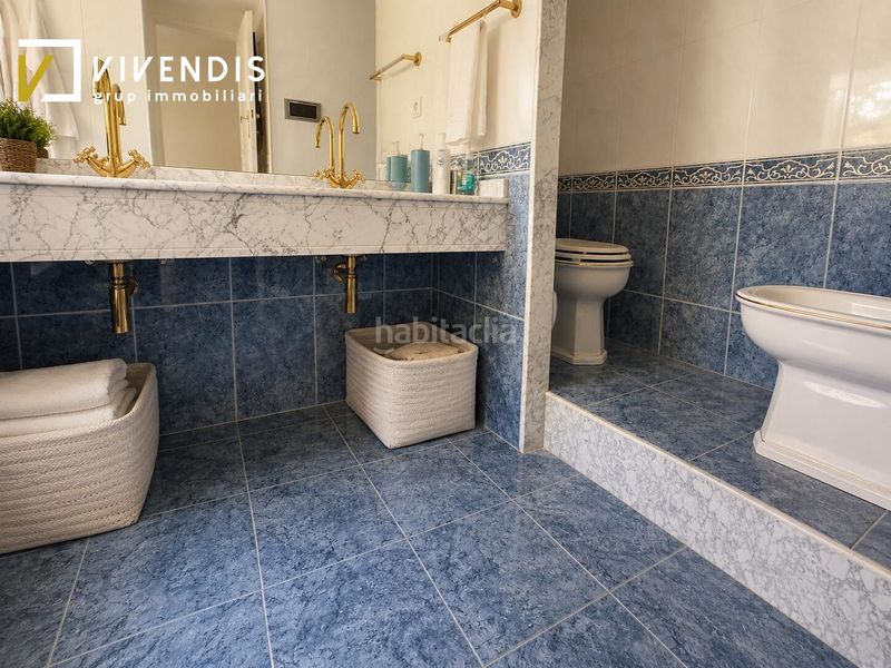 Foto ef3dcd77-c5bd-4a9b-bf05-5e4482a9643f. Casa amb calefacció aparcament piscina a Ciutat Jardí Lleida