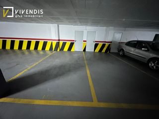 Car parking  Calle pere de cabrera. Plaza de parking y trastero en venta en cappont