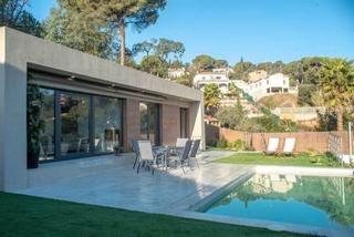 Casa en Centre. Proyecto de vivienda modular con containers