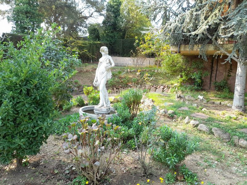 Foto f395fe6b-bf01-45e8-ade7-ea8f26ac1650. Casa amb aparcament a Fenals Lloret de Mar