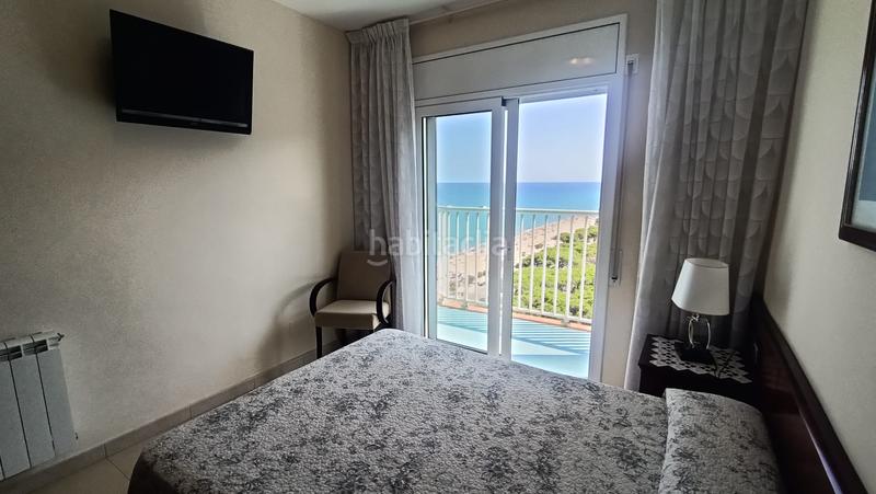 Foto 9e477013-42b4-412b-bae7-96d4026fd3a0. Piso vista al mar en primera línea en Els Pins Blanes