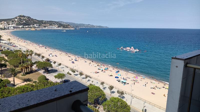 Foto dc28e450-6c4d-41ca-a559-c0e8cd1606bd. Piso vista al mar en primera línea en Els Pins Blanes