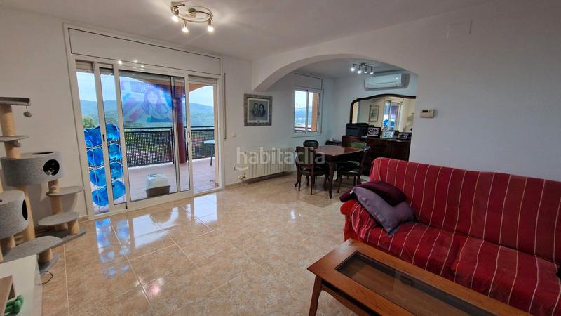 Foto 4f91c1ad-8ae3-40fd-bf8d-d7ac3a9eaee4. Casa amb piscina a Aiguaviva Parc Vidreres