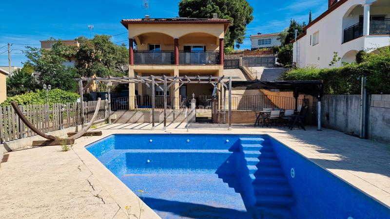 Foto e61029bb-bb81-4852-b5cd-dc99fc2ba0c9. Casa amb piscina a Aiguaviva Parc Vidreres
