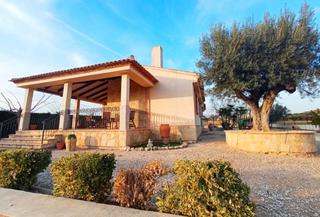 Casa a Calle murcia 9. Chalet rodeado de naturaleza y tranquilidad en murcia