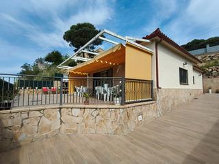 Casa a Lloret Residencial - Montlloret. Estupenda casa a pie llano muy soleada en lloret de mar