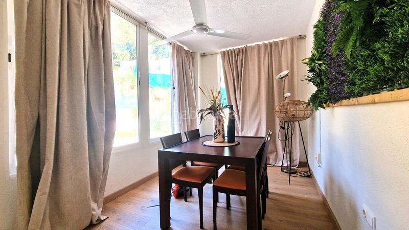Foto 766dcd04-cb0e-4277-9b92-1444a6232dbc. Casa amb xemeneia aparcament a Aiguaviva Parc Vidreres