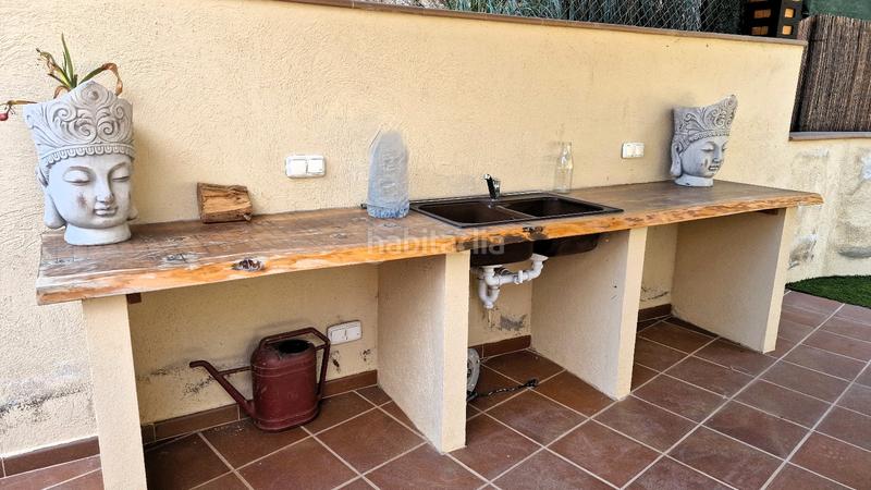 Foto c409dabd-2fdc-421f-8e92-f77bce7b4c6e. Casa amb xemeneia aparcament a Aiguaviva Parc Vidreres