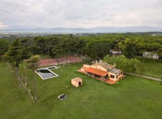 Casa a Caldes de Malavella. ¡espectacular masía con piscina rodeada de naturaleza en caldes