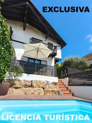 Casa aparellada a Aiguaviva Parc. ¡exclusiva! casa pareada con licencia turística en aiguaviva par