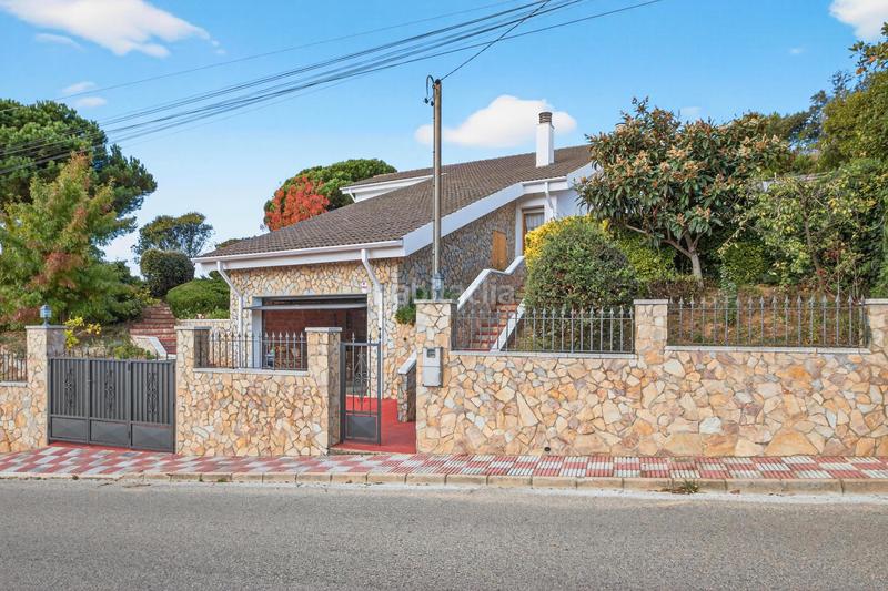 Foto a61c7ad8-13d3-4b09-a503-878e58b9a764. Maison avec cheminée chauffage parking dans Aiguaviva Parc Vidreres