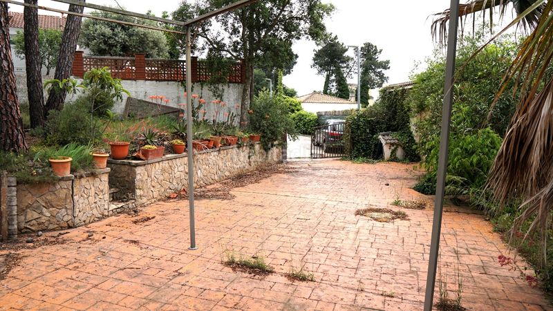 Foto 9ea0b3f8-2058-4e57-8f14-c0b2a5963f4c. Casa a carrer d'empúries 26 a Lloret Blau - La Creu de Lloret Lloret de Mar
