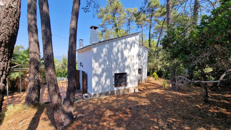 Foto ed1158ca-4886-4d09-8fdc-9a4b1e1fd84a. Casa a carrer d'empúries 26 a Lloret Blau - La Creu de Lloret Lloret de Mar