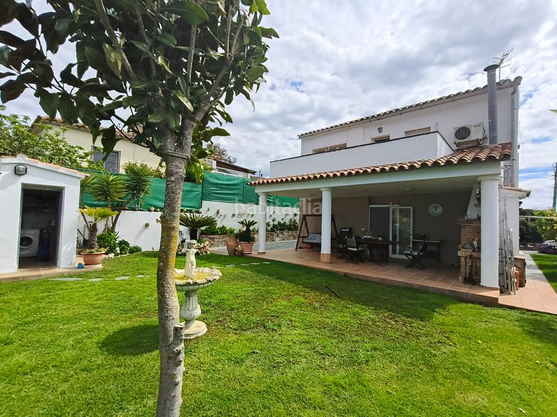 Foto 2d30e637-3299-460c-bbc8-a1748a1b08a3. Casa amb xemeneia a Aiguaviva Parc Vidreres
