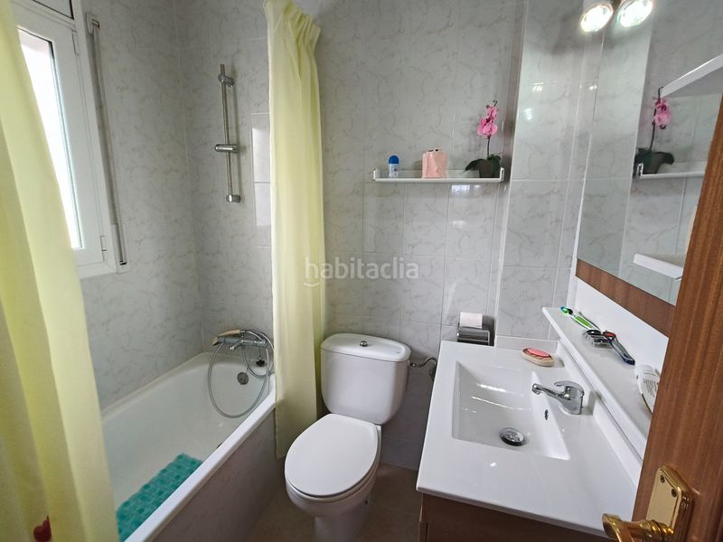 Foto 5c6fe185-5e75-48ff-81cb-92ee85bba01a. Casa amb xemeneia a Aiguaviva Parc Vidreres