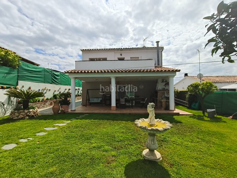 Foto c5e6498e-e05e-49eb-b59f-76207b0b709e. Casa amb xemeneia a Aiguaviva Parc Vidreres