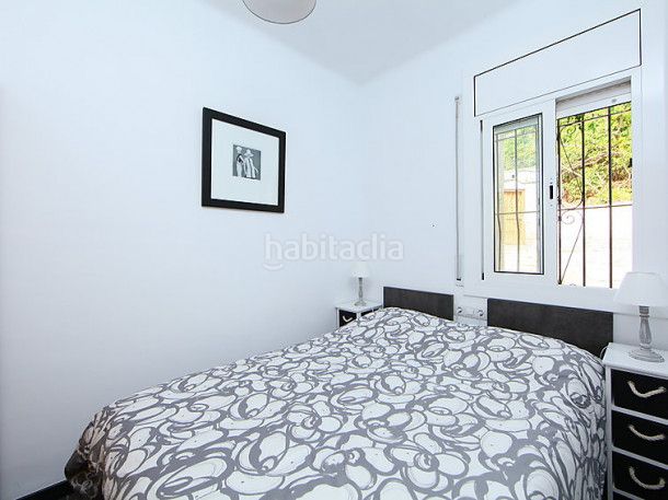 Foto cd8082e3-20c6-4a93-8ec9-34ba5399f1cf. Casa amb xemeneia aparcament piscina a Aiguaviva Parc Vidreres