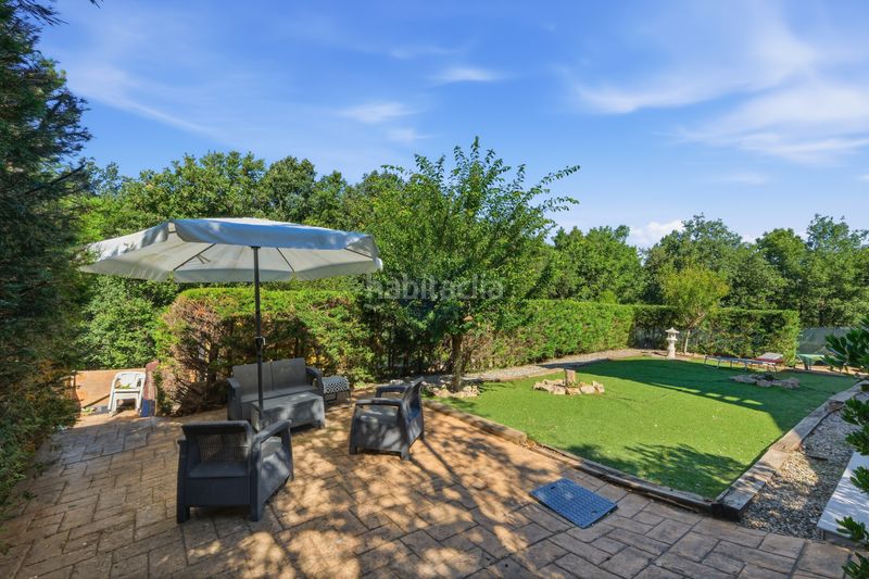 Foto 1a2788cf-6006-4fd8-96dc-2016b984c960. Casa amb xemeneia calefacció aparcament piscina a Vidreres