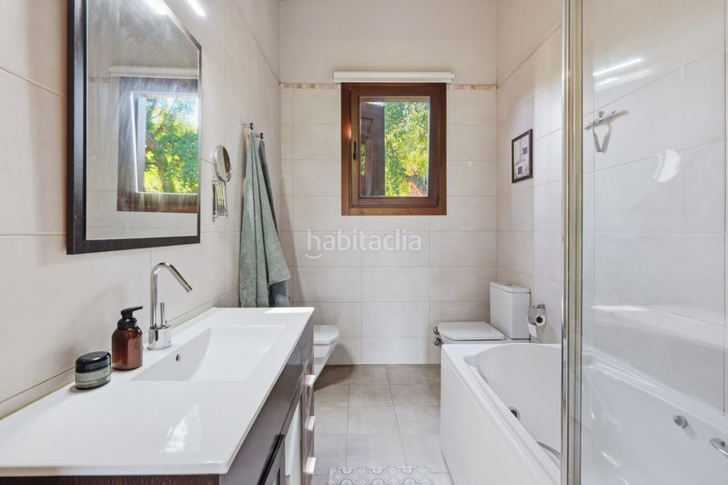 Foto ead8ca0d-bb62-4ef0-92f3-d778667220ee. Casa amb xemeneia calefacció aparcament piscina a Vidreres