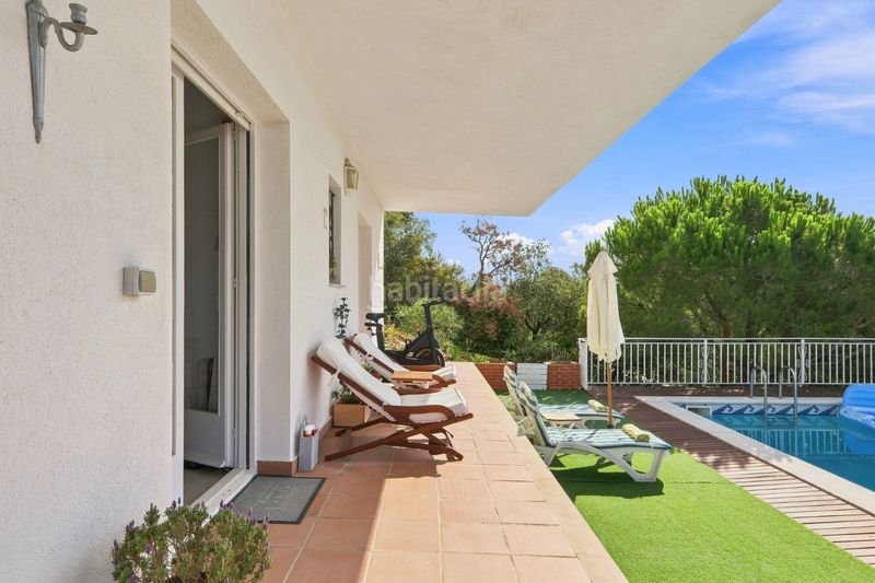 Foto 4357e1b5-9bef-4681-940e-d74b77b9bd76. Casa amb xemeneia aparcament piscina a Lloret Blau - La Creu de Lloret Lloret de Mar