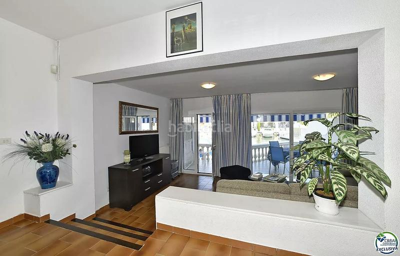 Foto 64dc00cf-a19d-4521-8c27-993c18bd58e9. Casa  de pescador en el sector salins en venta con amarre de 12,5 x 4 m para velero, en Empuriabrava