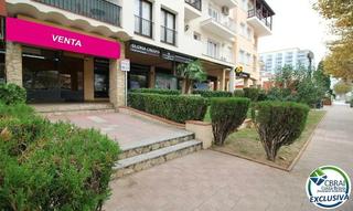 Locale commerciale in Muga - Gran Reserva - Badia. Gran reserva local comercial en venta a 20m de la caixa