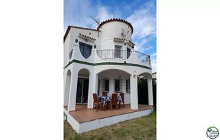 Maison à Puigmal - Mas Nou. Se vende preciosa casa de vacaciones con 174 m de superficie hab