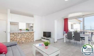 Pis a Muga - Gran Reserva - Badia. Bahia apartamento reformado con vistas al mar y con licencia tur