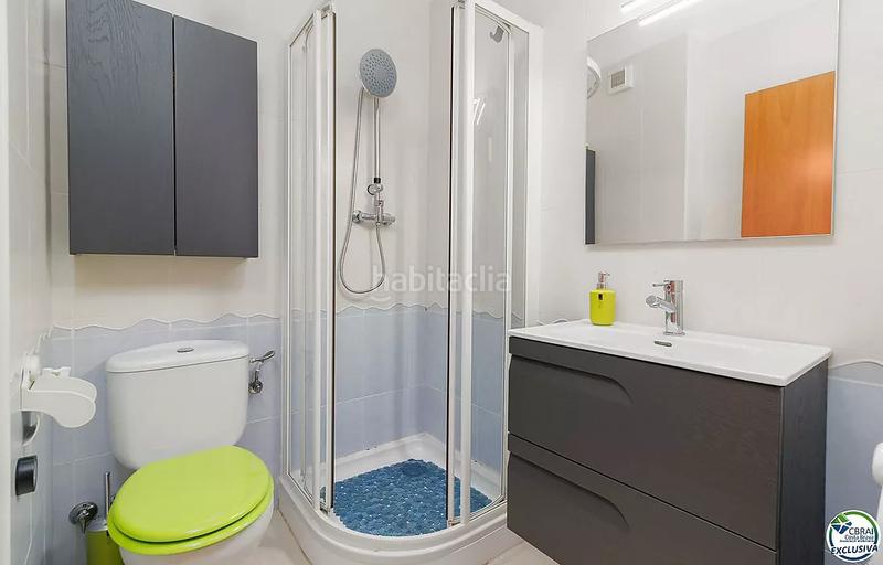 Foto 485993b8-eee9-45b9-9531-014413c9440c. Casa  con piscina en puigmal, 4 habitaciones, y ubicación ideal. en Empuriabrava
