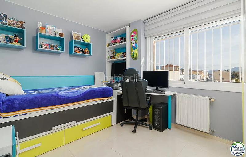 Foto fe9dd23a-1ec3-4123-8d38-d54bf637d1a4. Casa  con piscina en puigmal, 4 habitaciones, y ubicación ideal. en Empuriabrava