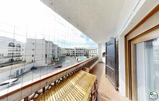 Pis a Moxó - Sant Mori. Apartamento piso las chavolas a 750m de la playa en empuriabrava