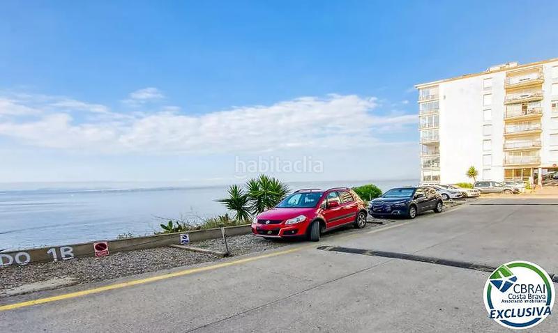 Foto 3a4b45bc-709c-481a-88b7-4323ee00c44b. Piso apartamento reformado con vistas al mar y licencia turística en Roses