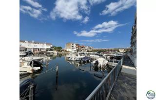 Piso en Port Banyuls - Port Alegre - Port Empordà. Apartamento totalmente reformado con 2 habitaciones y vistas al