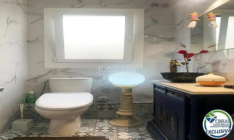 Foto c58a9d86-934e-47bb-834c-95670a855cc4. Piso amplio piso en venta a 100 metros del mar en Roses