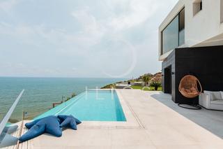 Chalet  Calle la farola. Magnífica villa de lujo en la playa del dossel de cullera
