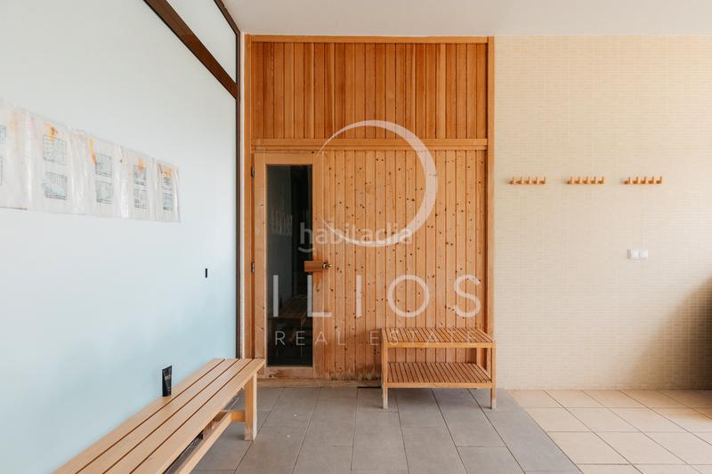 Foto 4659e5a9-90c5-44a8-82c3-f9c2f771fd3c. Casa aparellada amb xemeneia calefacció aparcament piscina a Bétera