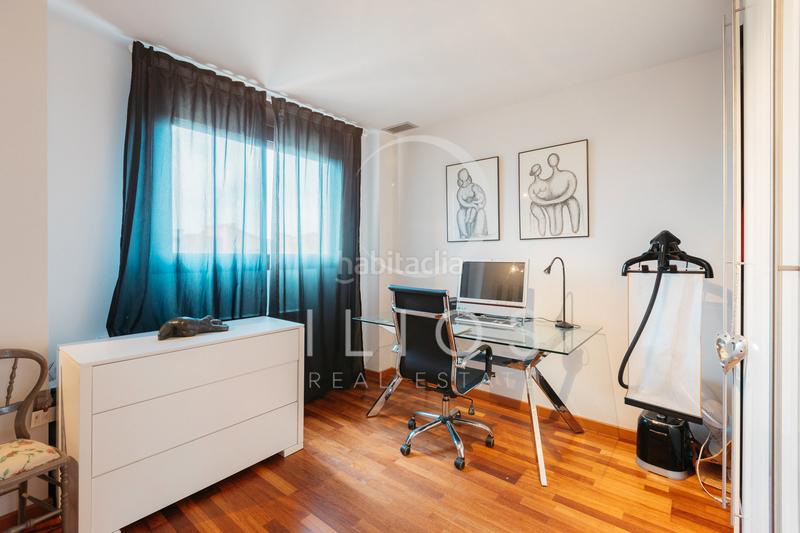 Foto 9e82438a-5088-4a32-8d8f-a34a605f5855. Casa aparellada amb xemeneia calefacció aparcament piscina a Bétera