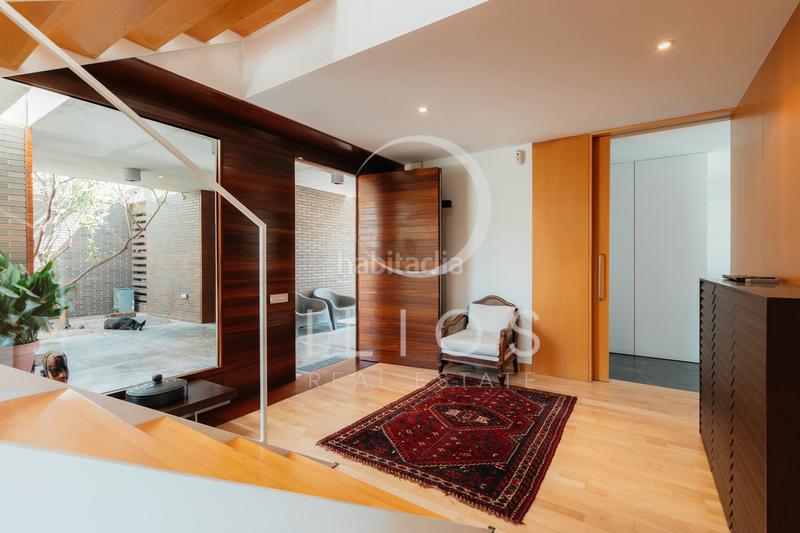 Foto 59387547-3769-4ee7-ba0b-be4eceb7ce40. Chalet exclusiva villa en venta con diseño contemporáneo y máxima privacidad en Godella