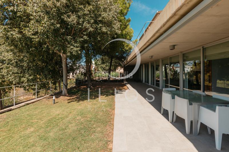 Foto 5d681f68-2e35-4d3d-a937-25eecc3457d3. Chalet exclusiva villa en venta con diseño contemporáneo y máxima privacidad en Godella