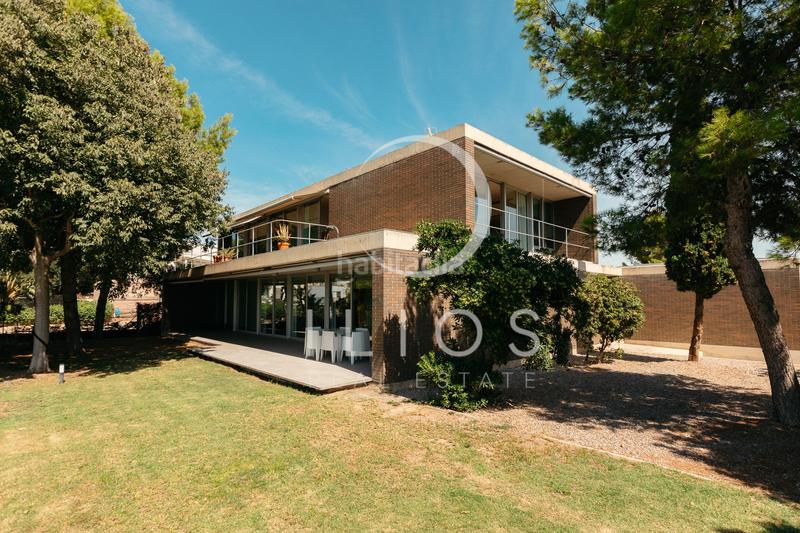 Foto 5d9a1eb4-a414-4dd8-9451-1565f0a418dd. Chalet exclusiva villa en venta con diseño contemporáneo y máxima privacidad en Godella