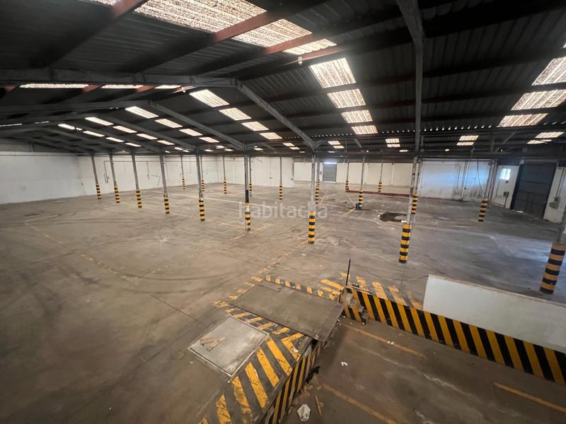 Foto 52056717-191e-42c9-aed1-bf6aa87939d3. Nave industrial en Rafelbunyol