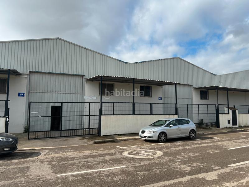 Foto bda2d80b-dcba-46fc-a7bb-6f8c382c6b59. Nave industrial en Rafelbunyol