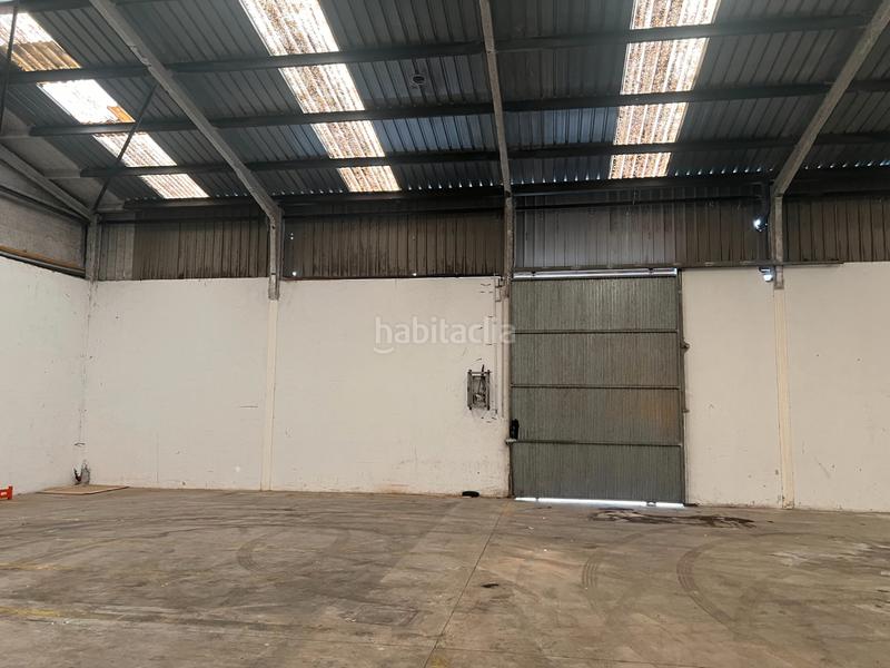 Foto c0681df0-a267-475c-9f42-6bb2998a7bcb. Nave industrial en Rafelbunyol