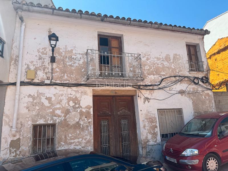 Foto 541c1dee-1248-4966-b18f-62f878004876. Casa pareada en calle ramón y cajal 3 en Yátova